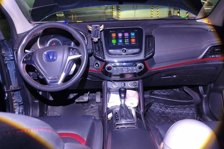 Used CHANGAN CS55 2017 1.5T Automatic Xuan Dong Model Center Console