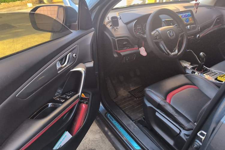 Used CHANGAN CS55 2017 1.5T Manual Colorful Edition Driver Seat