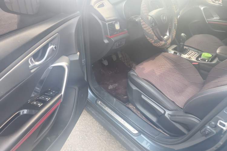 Used CHANGAN CS55 2017 1.5T Manual Colorful Edition Driver Seat