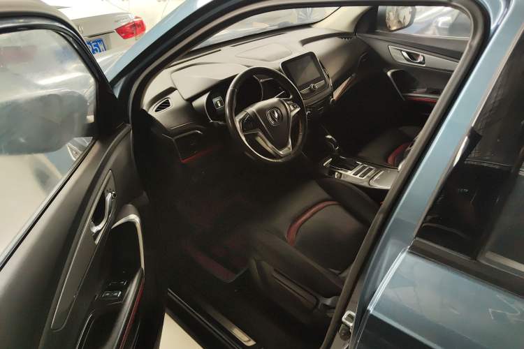 Used CHANGAN CS55 2017 1.5T Automatic Xuan Dong Model Driver Seat