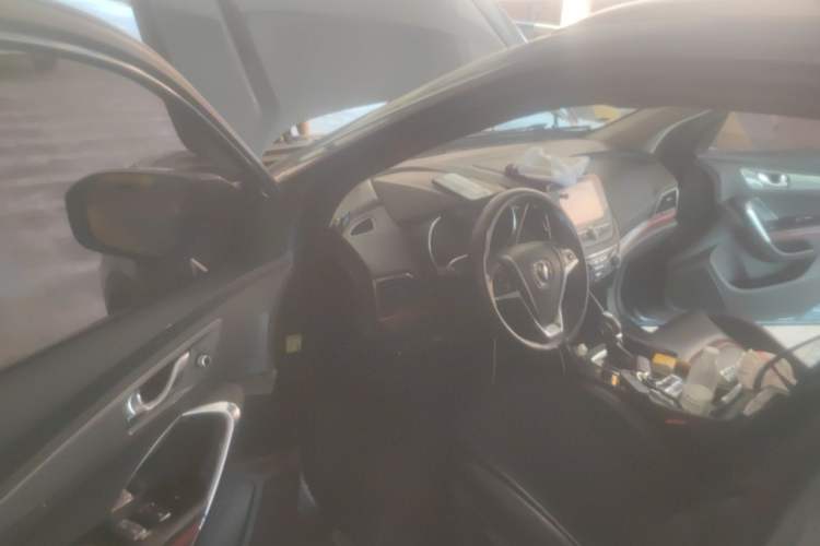 Used CHANGAN CS55 2017 1.5T Automatic Xuan Dong Model Driver Seat