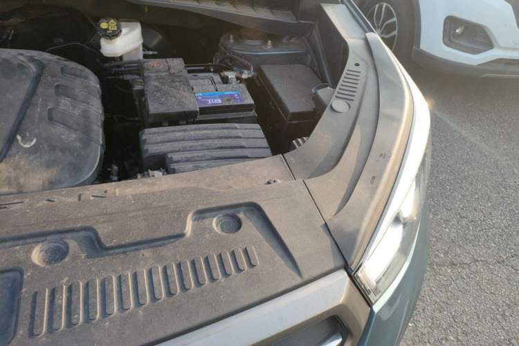 Used CHANGAN CS55 2017 1.5T Automatic Colorful Edition Engine Bay Left