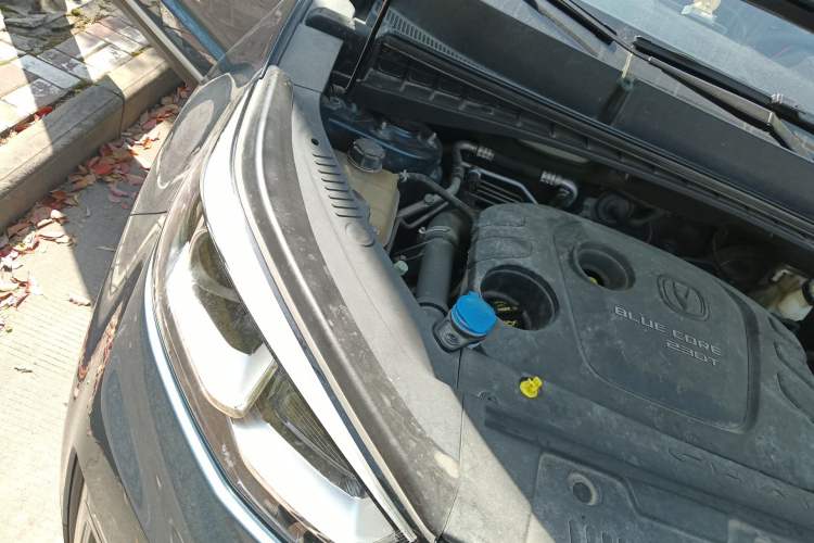 Used CHANGAN CS55 2017 1.5T Automatic Colorful Edition Engine Bay Right