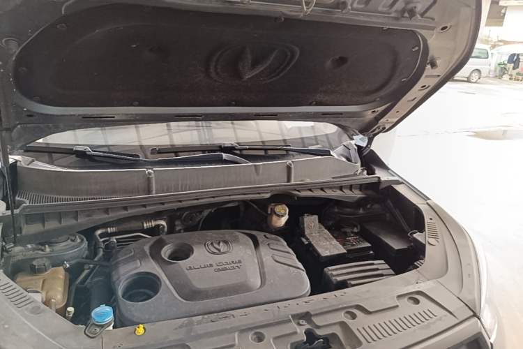Used CHANGAN CS55 2017 1.5T Automatic Colorful Edition Engine Bay