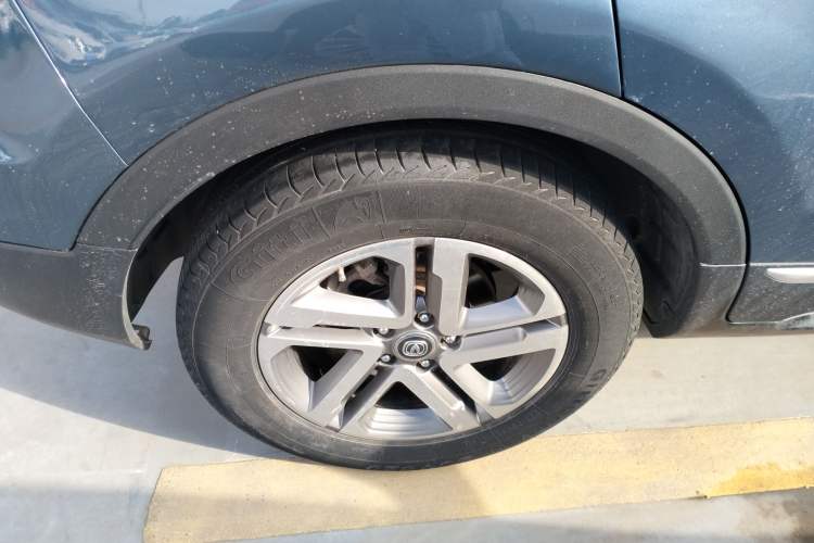 Used CHANGAN CS55 2017 1.5T Manual Colorful Edition Exterior 5