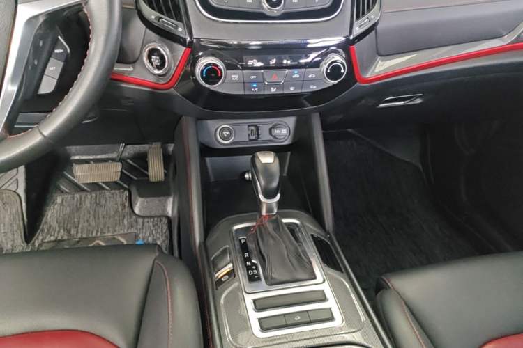 Used CHANGAN CS55 2017 1.5T Automatic Colorful Edition Gear Lever