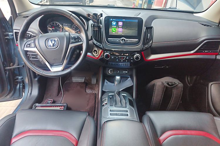 Used CHANGAN CS55 2017 1.5T Automatic Colorful Edition Interior 2