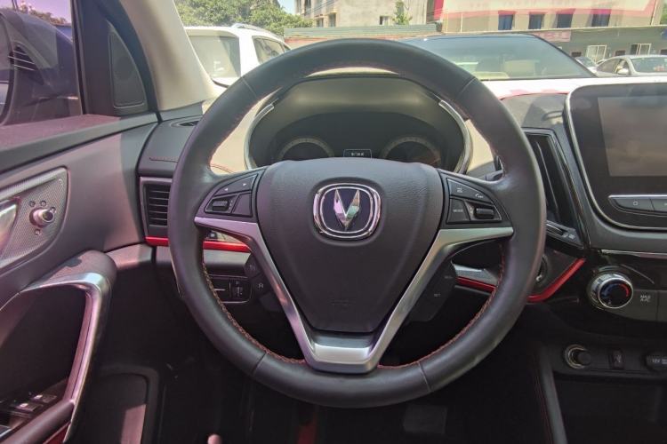 Used CHANGAN CS55 2017 1.5T Automatic Xuan Dong Model Interior 2