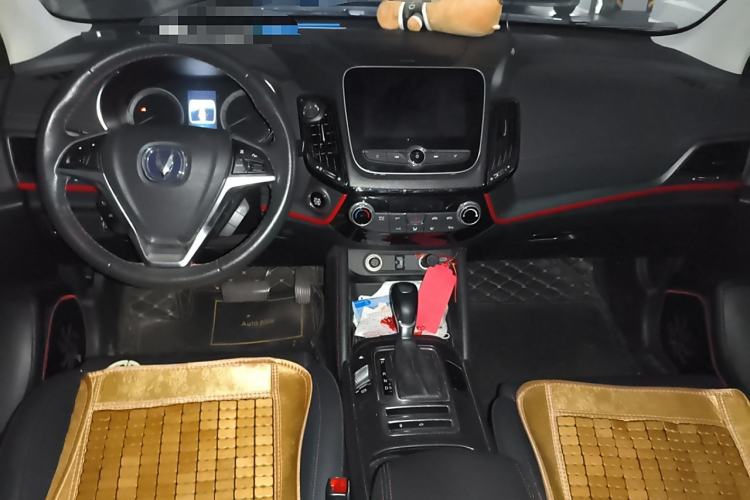 Used CHANGAN CS55 2017 1.5T Automatic Xuan Dong Model Interior 2