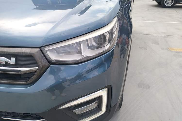 Used CHANGAN CS55 2017 1.5T Manual Colorful Edition Left Front Headlight