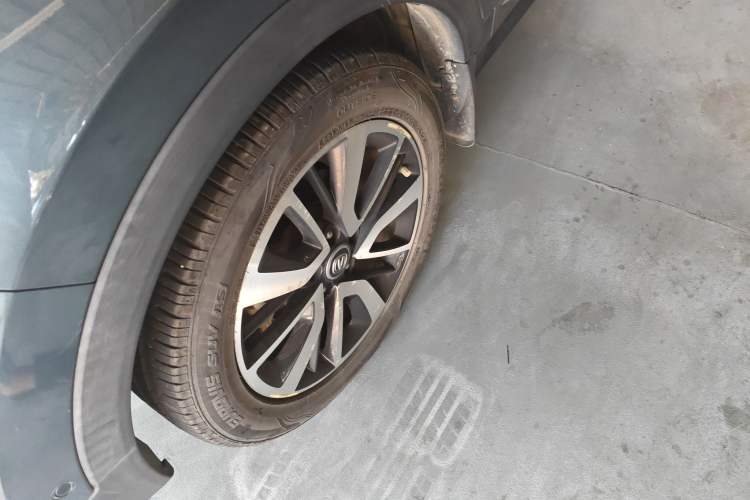 Used CHANGAN CS55 2017 1.5T Automatic Showoff Model Left Front Wheel Hub