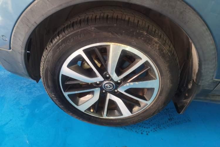 Used CHANGAN CS55 2017 1.5T Automatic Showoff Model Left Front Wheel Hub