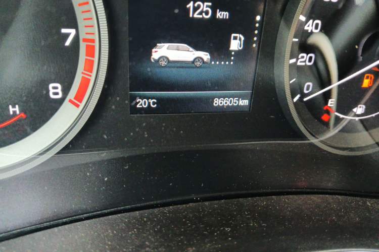 Used CHANGAN CS55 2017 1.5T Automatic Colorful Edition Odometer Close Up