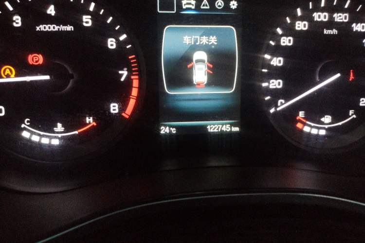 Used CHANGAN CS55 2017 1.5T Manual Xuan Dong Model Odometer Close Up