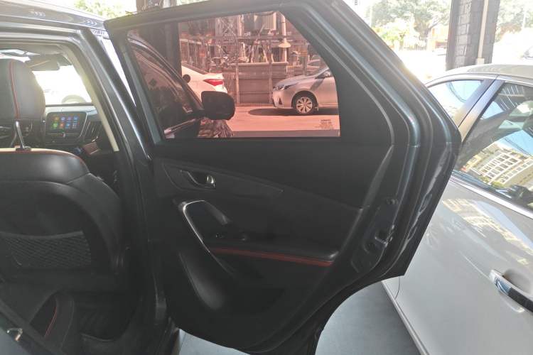 Used CHANGAN CS55 2017 1.5T Automatic Showoff Model Right Rear Door Interior