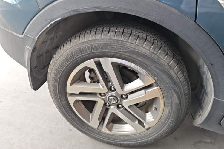 Used CHANGAN CS55 2017 1.5T Automatic Colorful Edition Right Rear Wheel Hub