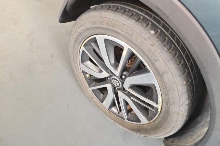 Used CHANGAN CS55 2017 1.5T Automatic Showoff Model Right Rear Wheel Hub
