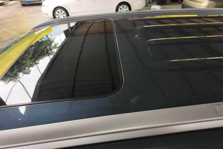 Used CHANGAN CS55 2017 1.5T Automatic Colorful Edition Roof