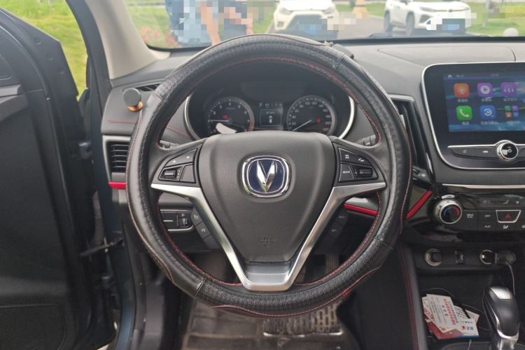 Used CHANGAN CS55 2017 1.5T Automatic Colorful Edition Steering Wheel