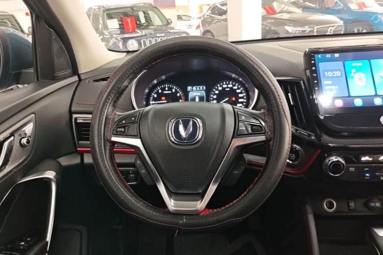 Used CHANGAN CS55 2017 1.5T Automatic Colorful Edition Steering Wheel