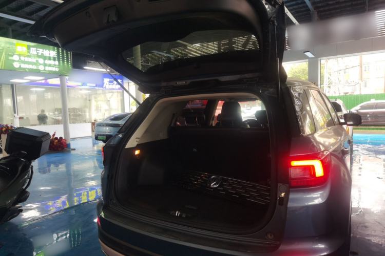 Used CHANGAN CS55 2017 1.5T Automatic Showoff Model Trunk