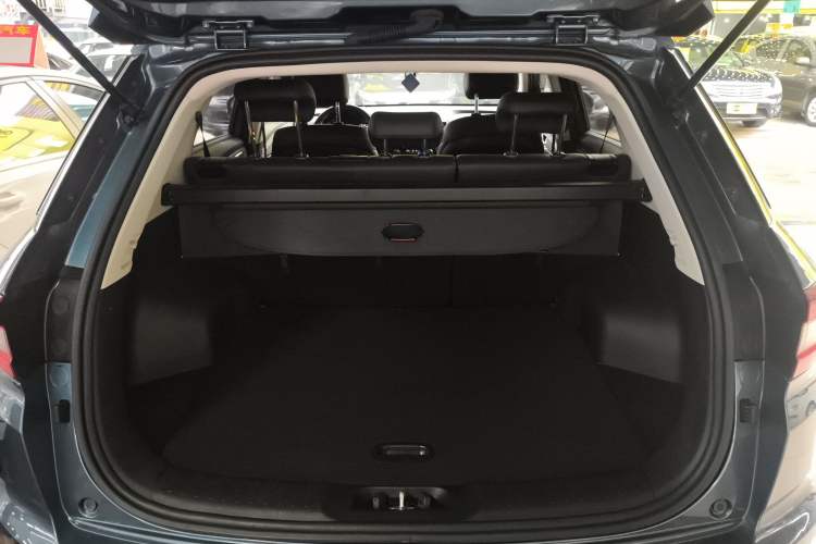 Used CHANGAN CS55 2017 1.5T Automatic Colorful Edition Trunk