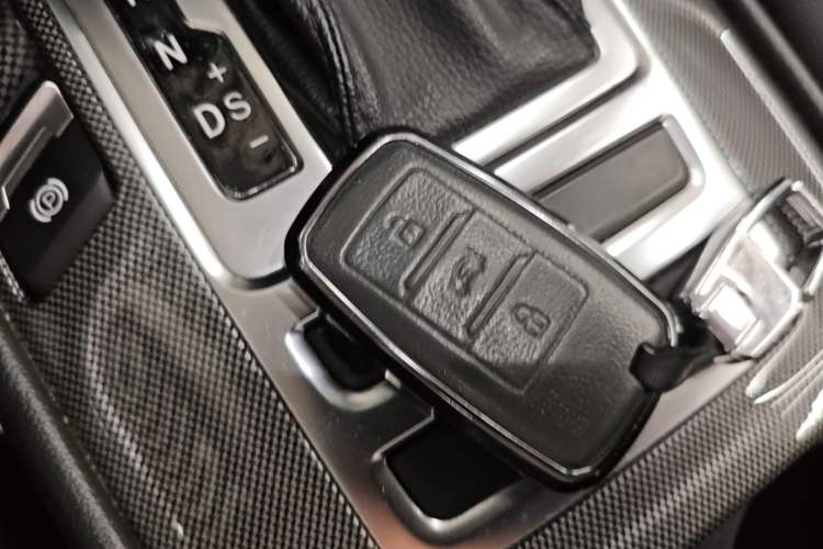 Used CHANGAN CS55 2017 1.5T Automatic Colorful Edition Vehicle Key