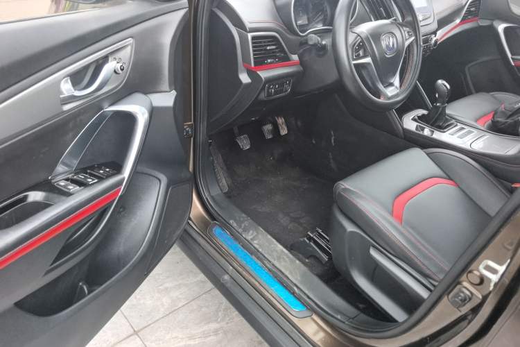 Used CHANGAN CS55 2017 1.5T Manual Colorful Edition Driver Seat