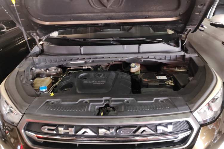 Used CHANGAN CS55 2017 1.5T Manual Colorful Edition Engine Bay