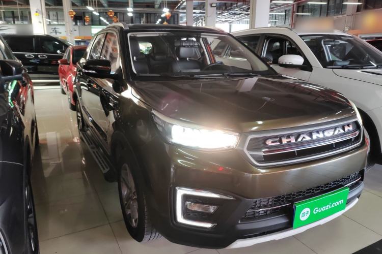 Used CHANGAN CS55 2017 1.5T Manual Colorful Edition Front Right 45 Deg