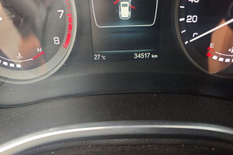 Used CHANGAN CS55 2017 1.5T Manual Xuan Dong Model Odometer Close Up