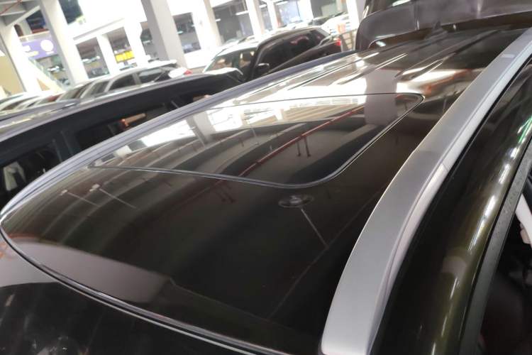 Used CHANGAN CS55 2017 1.5T Manual Colorful Edition Roof