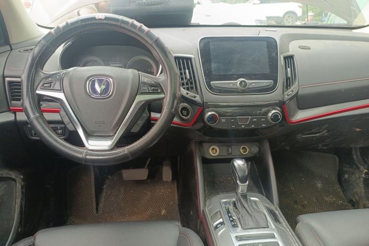 Used CHANGAN CS55 2017 1.5T Automatic Xuan Dong Model Interior 2