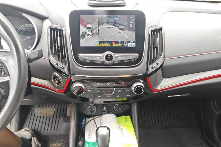 Used CHANGAN CS55 2017 1.5T Automatic Colorful Edition Audio And AC Panel