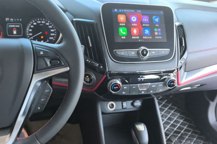 Used CHANGAN CS55 2017 1.5T Automatic Showoff Model Center Console
