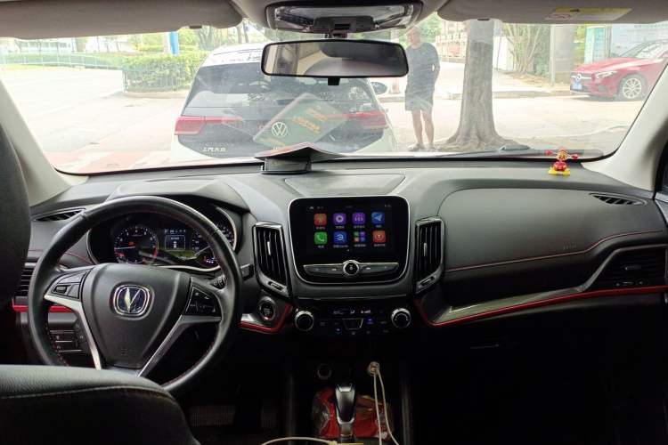 Used CHANGAN CS55 2017 1.5T Automatic Colorful Edition Center Console