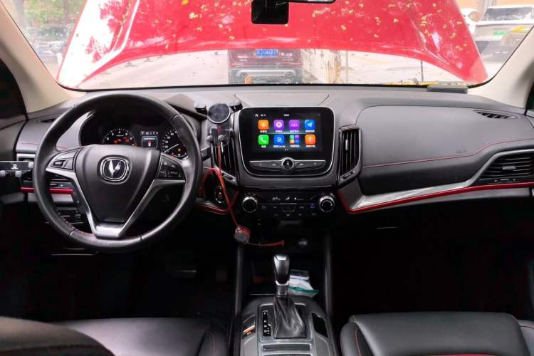 Used CHANGAN CS55 2017 1.5T Automatic Colorful Edition Center Console