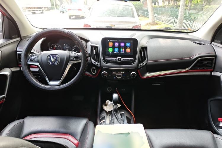 Used CHANGAN CS55 2017 1.5T Automatic Xuan Dong Model Center Console