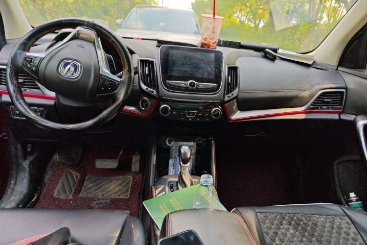 Used CHANGAN CS55 2017 1.5T Automatic Xuan Dong Model Center Console