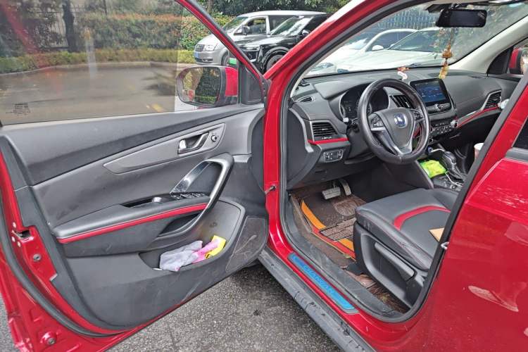 Used CHANGAN CS55 2017 1.5T Automatic Xuan Dong Model Driver Seat
