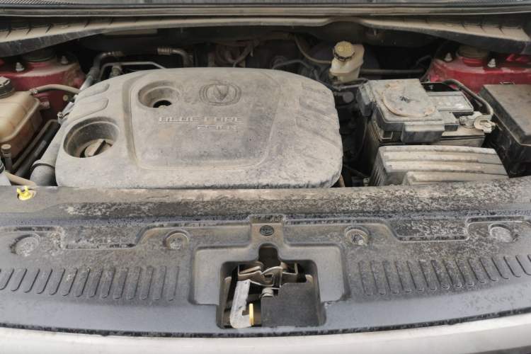 Used CHANGAN CS55 2017 1.5T Manual Colorful Edition Engine Bay