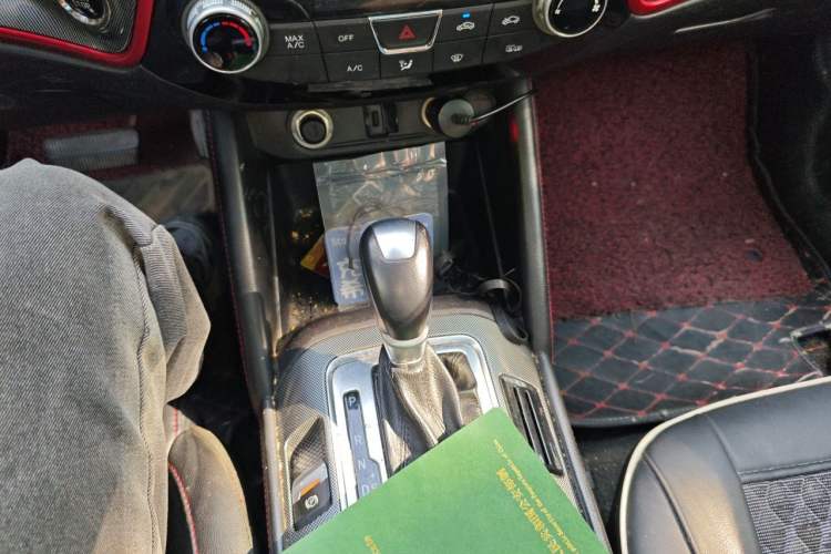 Used CHANGAN CS55 2017 1.5T Automatic Xuan Dong Model Gear Lever