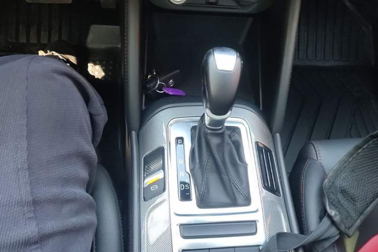 Used CHANGAN CS55 2017 1.5T Automatic Xuan Dong Model Gear Lever