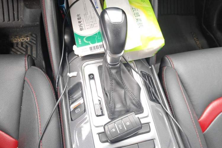 Used CHANGAN CS55 2017 1.5T Automatic Colorful Edition Gear Lever