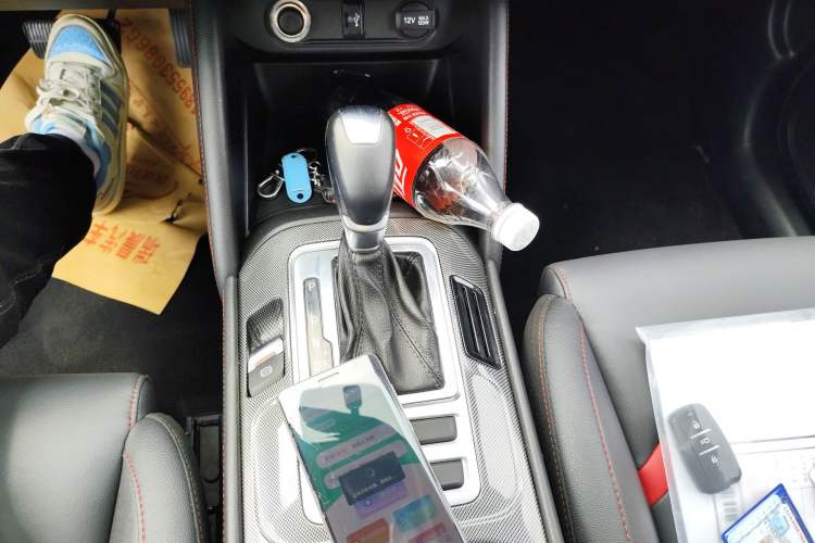 Used CHANGAN CS55 2017 1.5T Automatic Colorful Edition Gear Lever