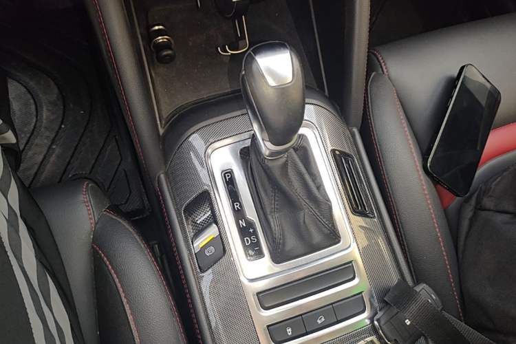 Used CHANGAN CS55 2017 1.5T Automatic Xuan Dong Model Gear Lever
