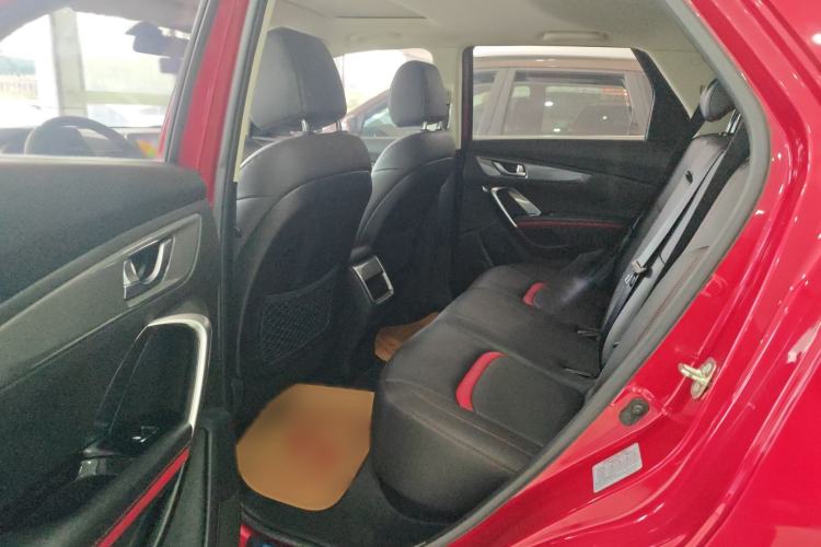 Used CHANGAN CS55 2017 1.5T Automatic Colorful Edition Interior 2
