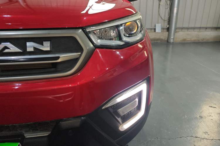 Used CHANGAN CS55 2017 1.5T Automatic Colorful Edition Left Front Headlight