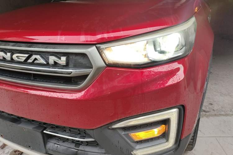 Used CHANGAN CS55 2017 1.5T Automatic Colorful Edition Left Front Headlight