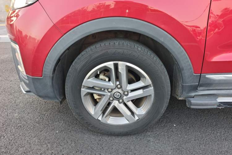 Used CHANGAN CS55 2017 1.5T Manual Colorful Edition Left Front Wheel Hub